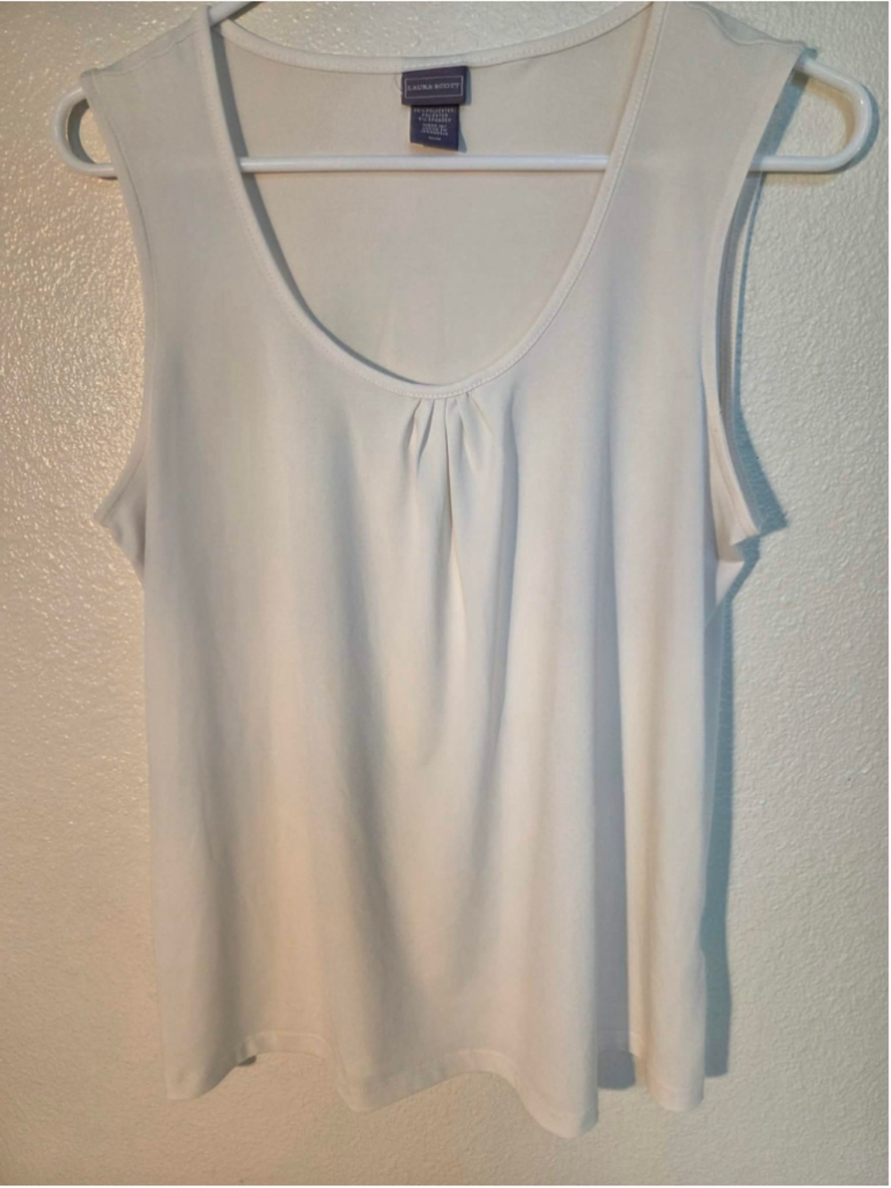 Laura Scott Women’s Pleated Scoop Neck Tank Top Fitted Layering Camisole White M